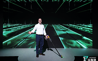 戴森发布激光探测黑科技，为吸尘器注入「可视化」和「智能」基因