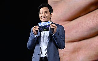 小米折叠屏手机MIX FOLD来了！搭载独立自研澎湃C1芯片，9999元起售