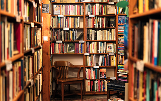 多抓鱼在“垃圾堆”里淘金