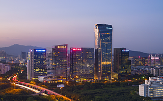 腾讯放不下“投行化”