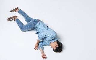 从《后浪》到《我不想做这样的人》：Z世代为何与“鸡汤文”激烈碰撞？