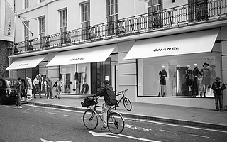 管理近900億美元，揭秘香奈兒背后的家族辦公室