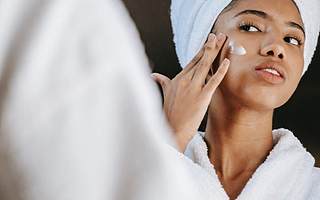 丸美股份2020年业绩和毛利率下滑 第三大股东提前终止减持