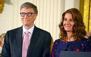 盖茨遭微软调查与女员工关系，妻子梅琳达已获近200亿元，但9000亿财产分割仍“成谜”