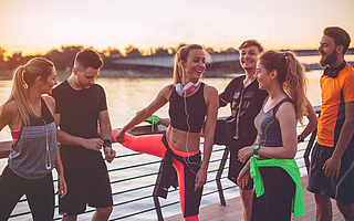 电竞营收同比增超160%，能否改写“运动鞋服帝国”滔搏的营收版图？