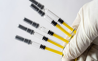 一天凈賺3個億，新冠疫苗商機大爆發