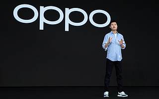 OPPO Reno6系列正式发布，支持AI美妆，最高售价4499元｜钛快讯