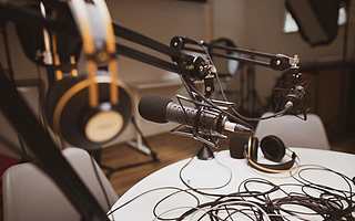 播客出圈，“钱”途多远？