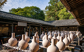 当「景漂」来到三宝村，景德镇的「陶艺」复兴