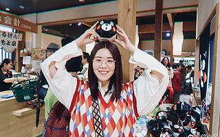 起底「1亿锦鲤」信小呆：生活窘迫还是卖惨营销？