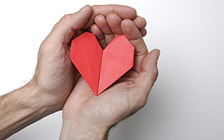 寄生于微博、抖音、知乎的情感咨詢，背后是怎樣的利益鏈條？