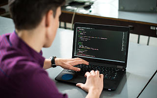 中台建设的冷思考：云徙科技获得的“软件定义中台”国家专利是什么？