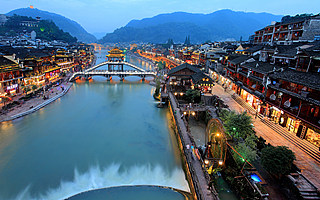 网红吊桥再曝断裂背后，景区花式引流如何避免口碑崩塌？