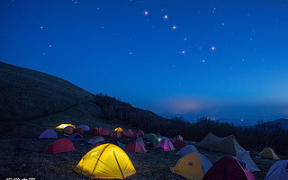 露营，中产阶级的下一场“广场舞”?