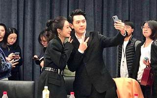 李佳琦薇娅：想敲钟不易，避免张大奕覆辙更难