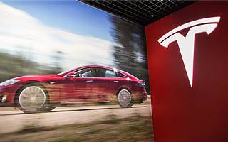 特斯拉召回部分進口和國產Model 3、國產Model Y電動汽車，共計28.5萬輛