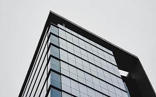 小沈龙快手直播销售保险翻车 泰康保险为了保单“拼了命”？