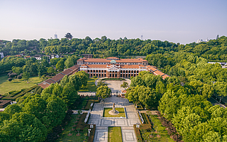 红色IP凭什么圈住“Z世代”的心？