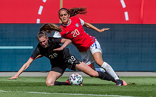 妇与术（一）：女性体育报道，技术or花瓶？