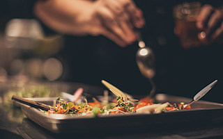 偷懶的年輕人催生的萬億“預制菜”市場