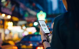 Chinese Ride-hailing Giant Under Pressure After App Removal, Share Price Slump