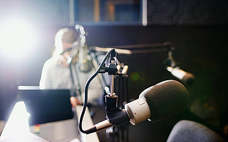 长音频的“耳朵经济”，需要围建用户精神世界的“乌托邦”？