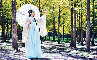 野蛮生长后，汉服如何真正复兴？