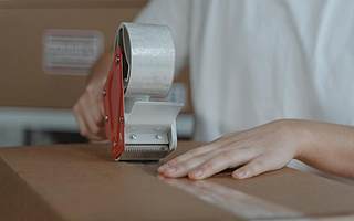 同比預降83% 順豐控股上半年預計實現凈利6.4億至8.4億