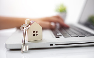 我，预谋买房一年，却被地产数字化转型“闪了腰”