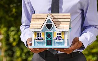 押金半年仍未退 “爆雷”的蘑菇租房再被投诉 APP遭下架