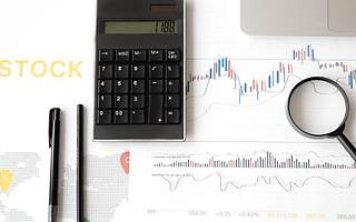 犀牛財經看市：三大指數集體收跌 高景氣賽道股相對活躍