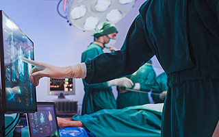 为医疗插上AI的翅膀