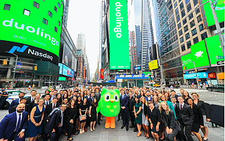 为什么多邻国要现在上市？