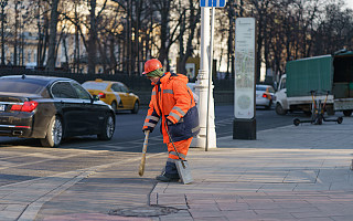 20年赚出百亿身价：中国最强清洁工和他的扫街传奇