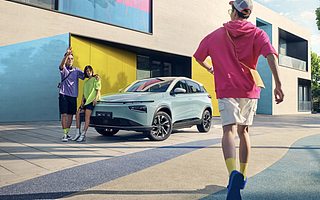 95后高質量購車， 三觀要求比相親還高