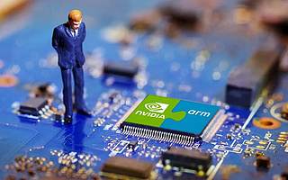 字节之芯继续跳动，科技巨头扎堆造芯