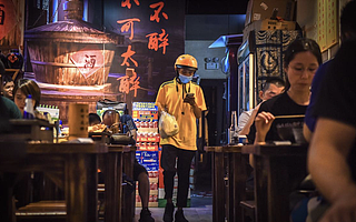 协助商户抢占线上平台流量资源，食咖线下做了哪些努力？