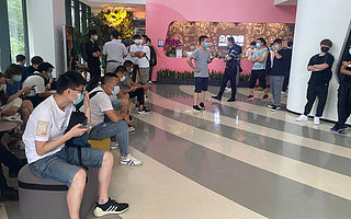 它曾是明星獨角獸，如今卻成“棄子”，拖欠千余名商家上億貨款