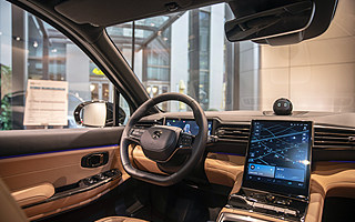 蔚來是否會陷入“特斯拉式”危機