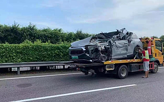 蔚來事故啟示錄：被夸大的和被誤導的自動駕駛