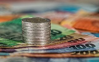 頂流基金經理跌下“神壇”