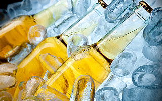 “微醺”經濟當行，江小白向左，RIO、貝瑞甜心向右？