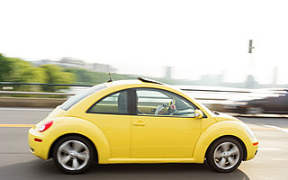 從民眾之車到潮流代表，甲殼蟲因何而流行？