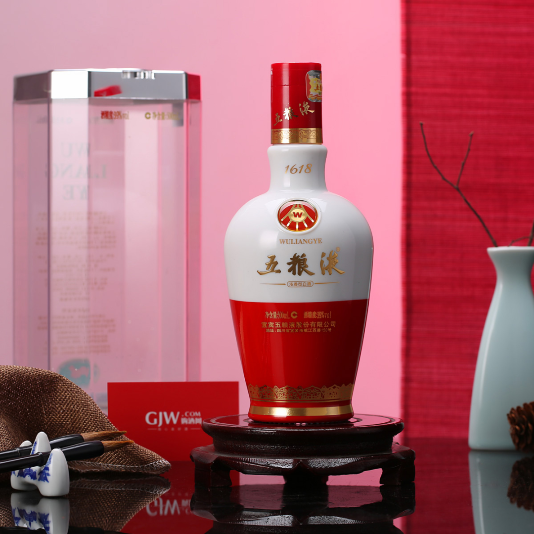 五粮液"醉落"白酒股