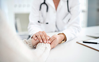 誰在批量“制造”醫(yī)美咨詢師？