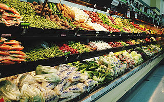 社区团购洗牌，谁在裸泳？