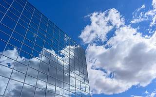 中信證券上半年?duì)I收與凈利雙增 積極落實(shí)推動(dòng)綠色金融發(fā)展