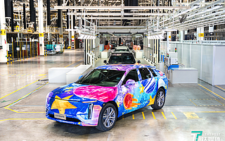 凯迪拉克纯电SUV LYRIQ将预售，Ultium奥特能平台首款量产车型