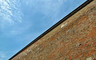 外鏈屏蔽簡史：互聯網巨頭間的高墻為何而建？