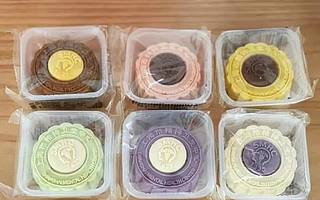 為了讓年輕人吃月餅，品牌快會說學逗唱了